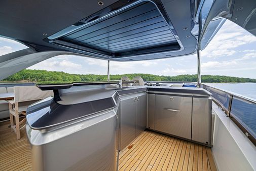 Princess Yachts Y85 Motor Yacht image