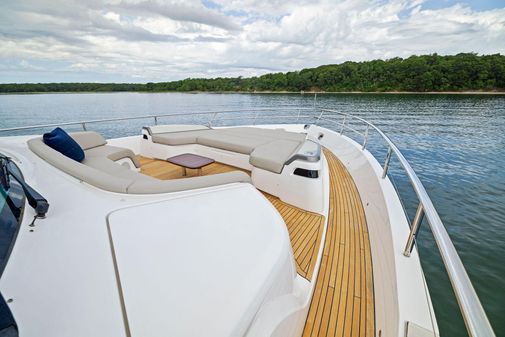 Princess Yachts Y85 Motor Yacht image