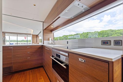 Princess Y85 Motor Yacht image