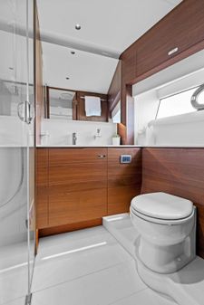 Princess Yachts Y85 Motor Yacht image