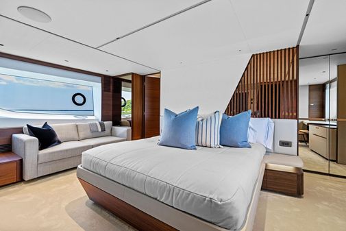 Princess Yachts Y85 Motor Yacht image