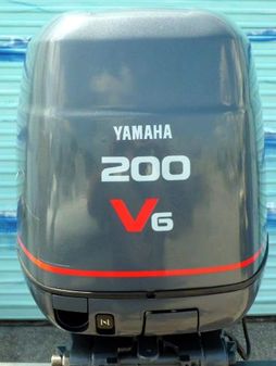 Yamaha 200hp 25