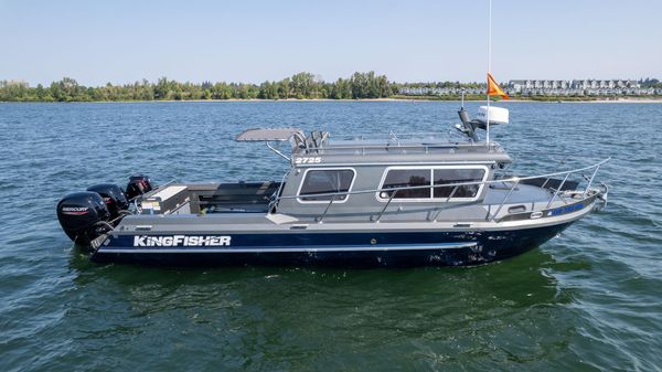 KingFisher 2725 Weekender 