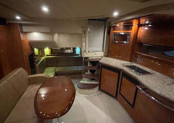 Sea Ray 390 Sundancer image