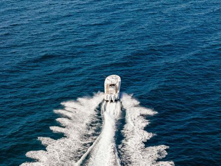 Mag Bay 33 Center Console image