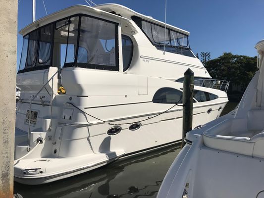 Carver 46 / 466 HARD TOP Motor Yacht - main image