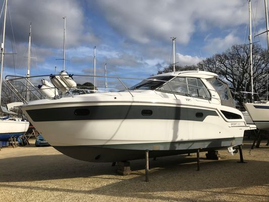 Bavaria Sport 330 HT - main image