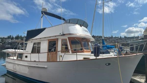 CHB Double Cabin 34 