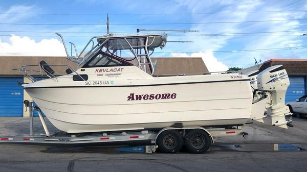Kevlacat 2800 Updated -needs outboards 