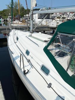 Beneteau 361 image