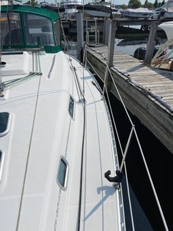 Beneteau 361 image