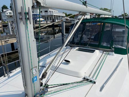 Beneteau 361 image