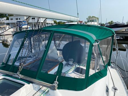 Beneteau 361 image