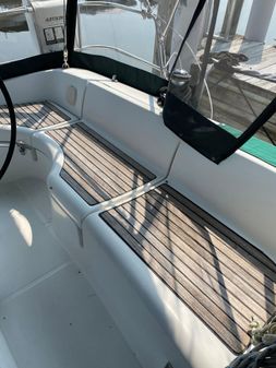 Beneteau 361 image