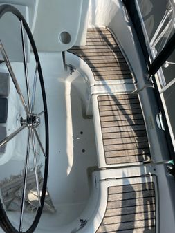 Beneteau 361 image