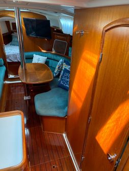 Beneteau 361 image