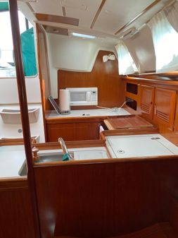 Beneteau 361 image