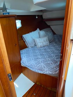 Beneteau 361 image