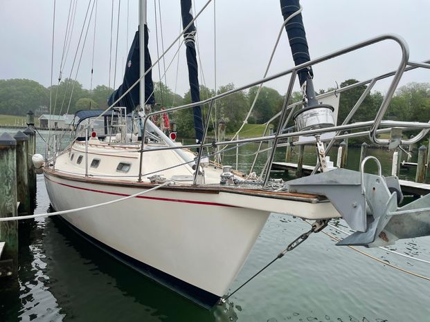 36' Island Packet Yacht For Sale - New & Used. Page 1