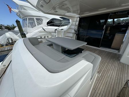 Azimut 64 Fly image