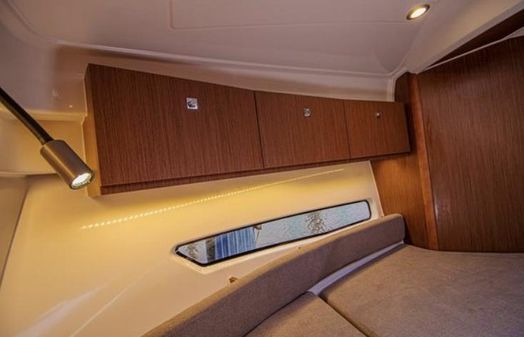 Beneteau Antares 9 image