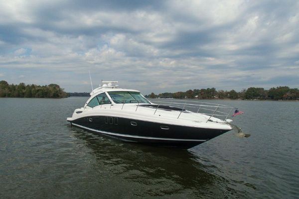 Sea Ray 500 Sundancer - main image