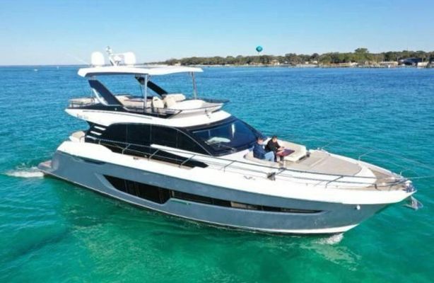 Fairline Squadron 68 - main image