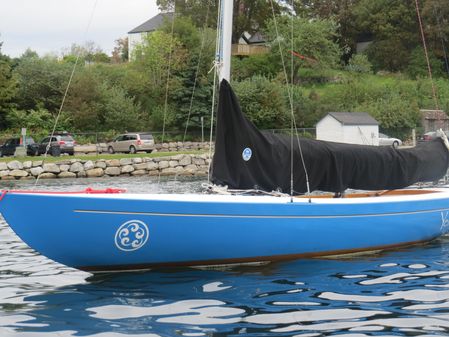 bluenose one design sailboat