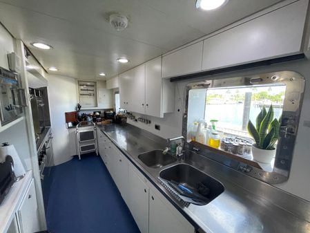 Intermarine Superyacht image