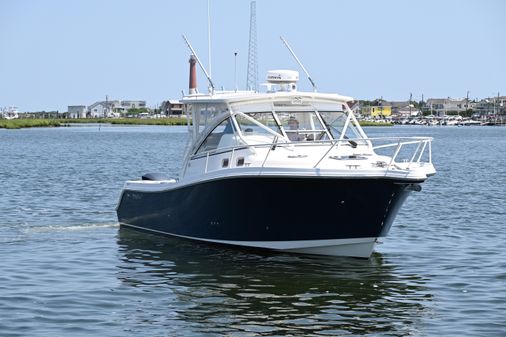 Edgewater 335 Express image