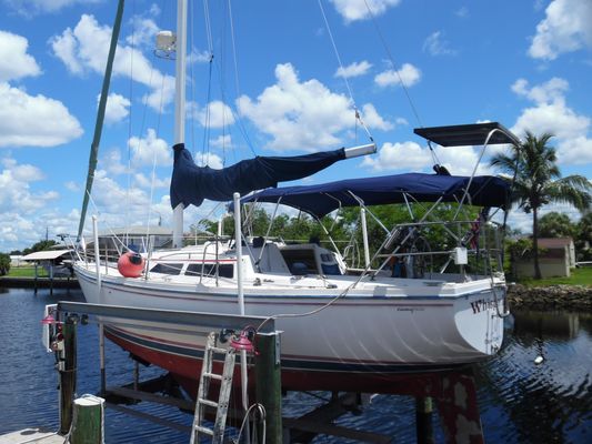 Catalina 30 MkII - main image