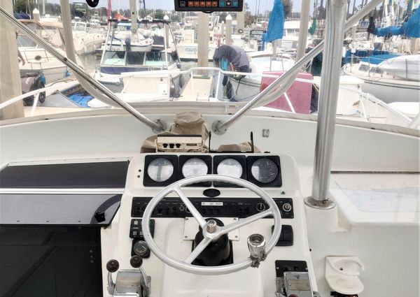Luhrs 29-OPEN image