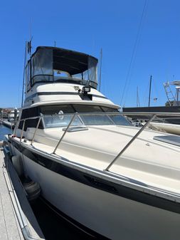 Silverton 34 Convertible image