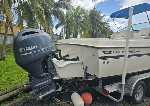 Grady-white 232-GULFSTEAM image