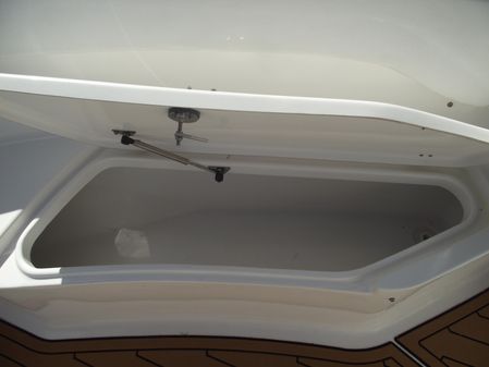 Tidewater 220-SUV image