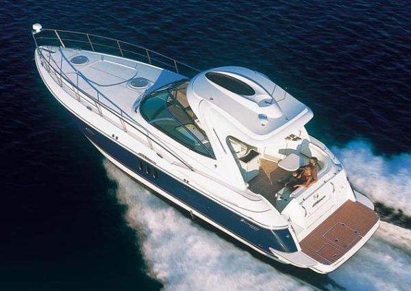 Cruisers Yachts 420 Express image