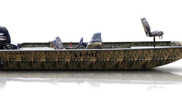 Lund 1760 Predator SS