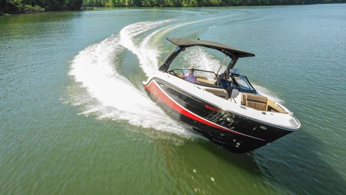 Sea Ray 250 SLX - main image