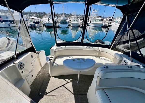 Rinker 320 Express Cruiser image