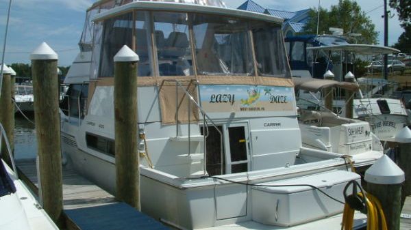 Carver 400 Cockpit Motor Yacht
