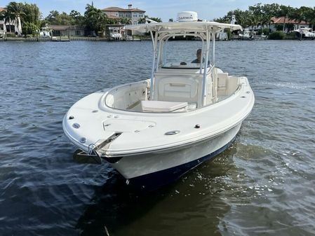 Robalo R300 Center Console image