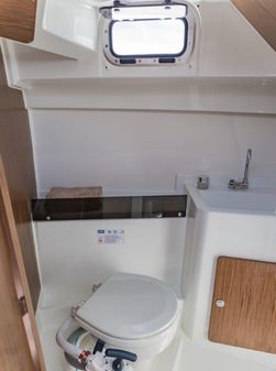 Beneteau Antares 8 image