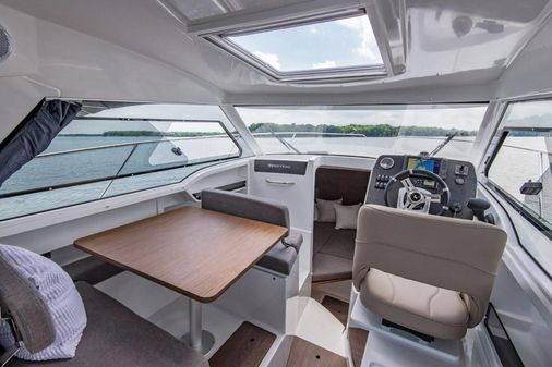 Beneteau Antares 8 image