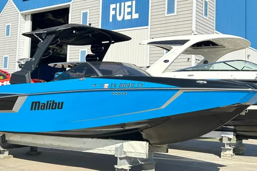 Malibu Wakesetter 24 MXZ image