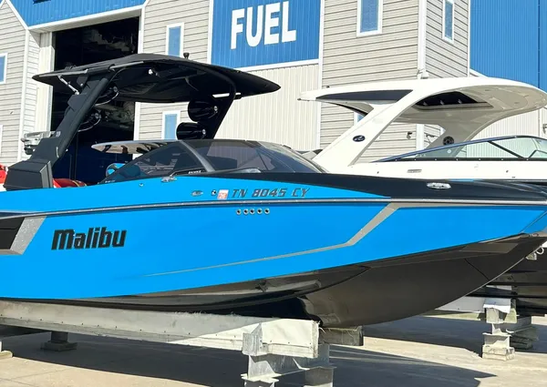 Malibu Wakesetter 24 MXZ image