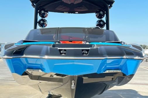 Malibu Wakesetter 24 MXZ image