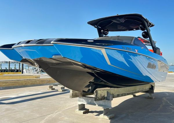 Malibu Wakesetter 24 MXZ image
