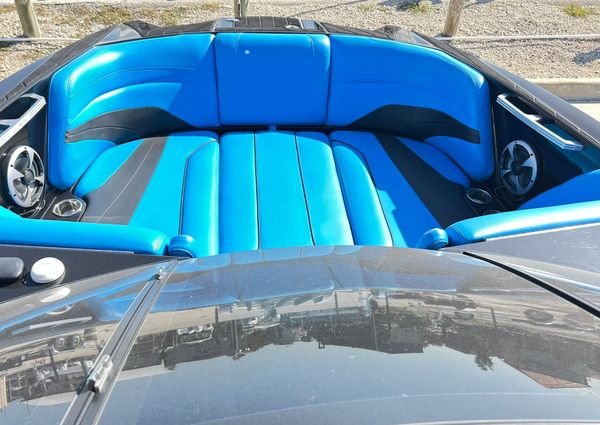 Malibu Wakesetter 24 MXZ image