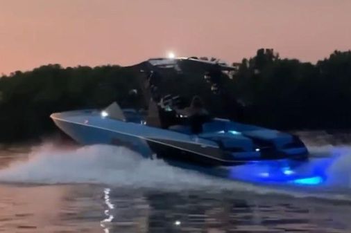Malibu Wakesetter 24 MXZ image