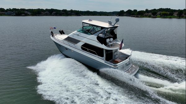 Carver 460 Voyager 